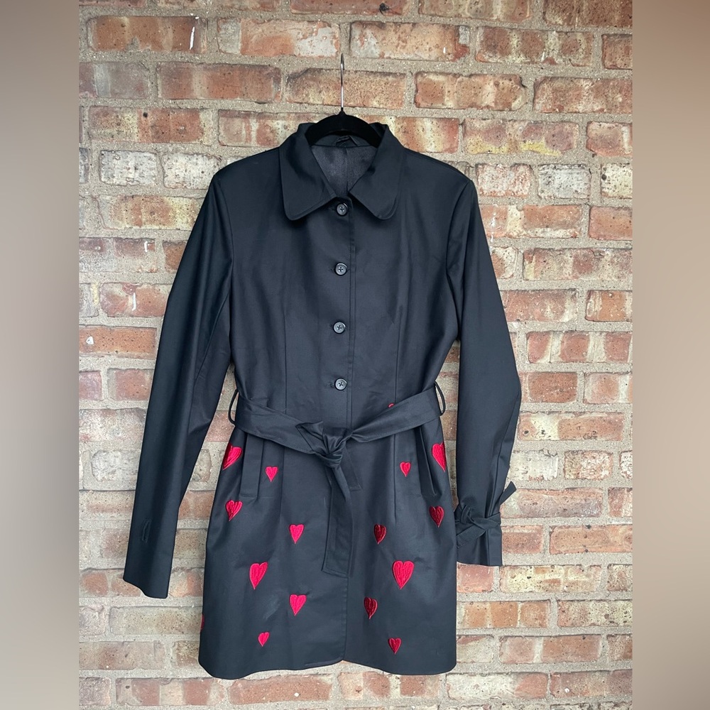 Embroidered Hearts Button Up Trench Coat🖤